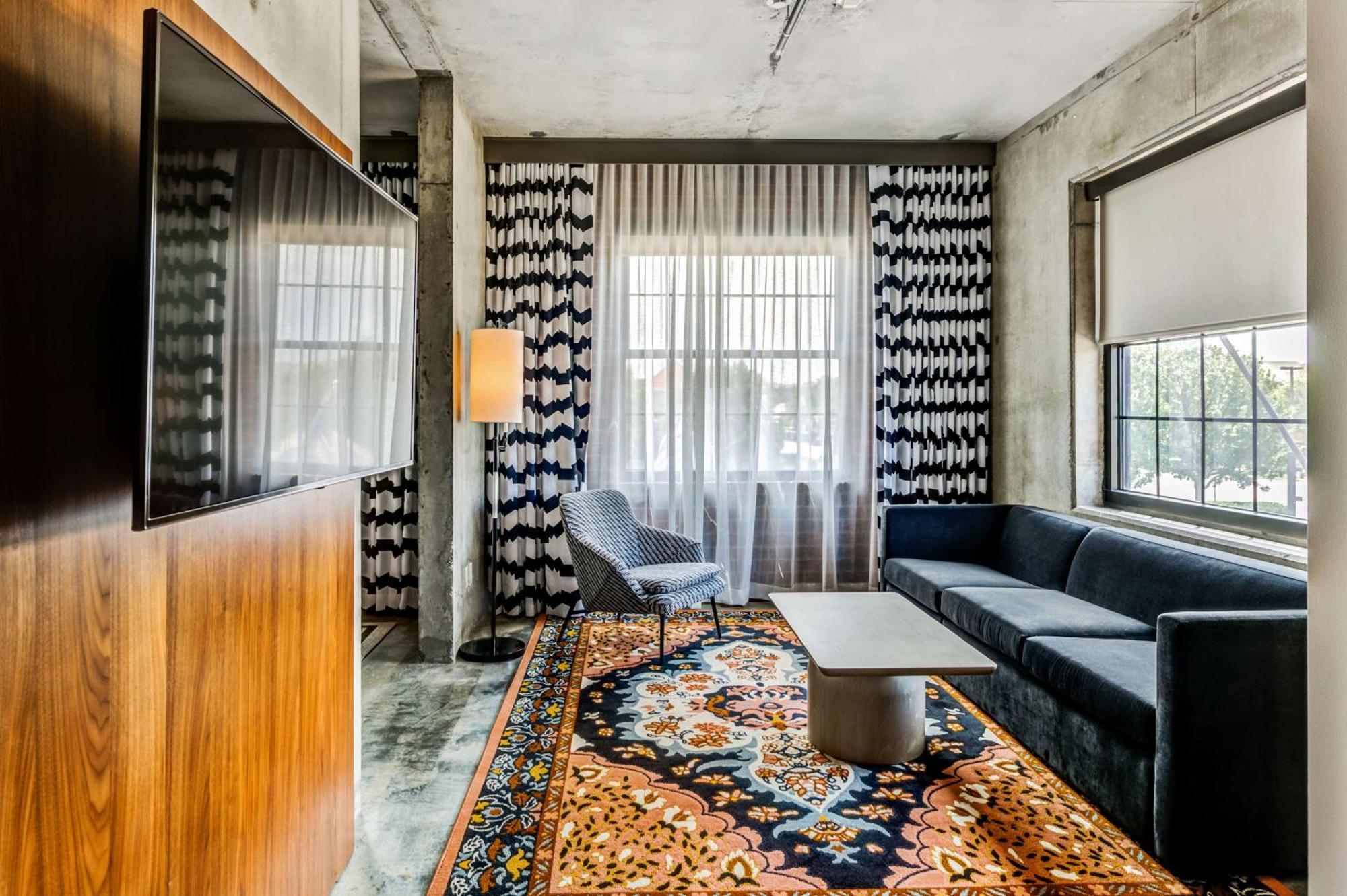 Nylo Las Colinas Hotel, Tapestry Collection By Hilton Irving Exterior photo